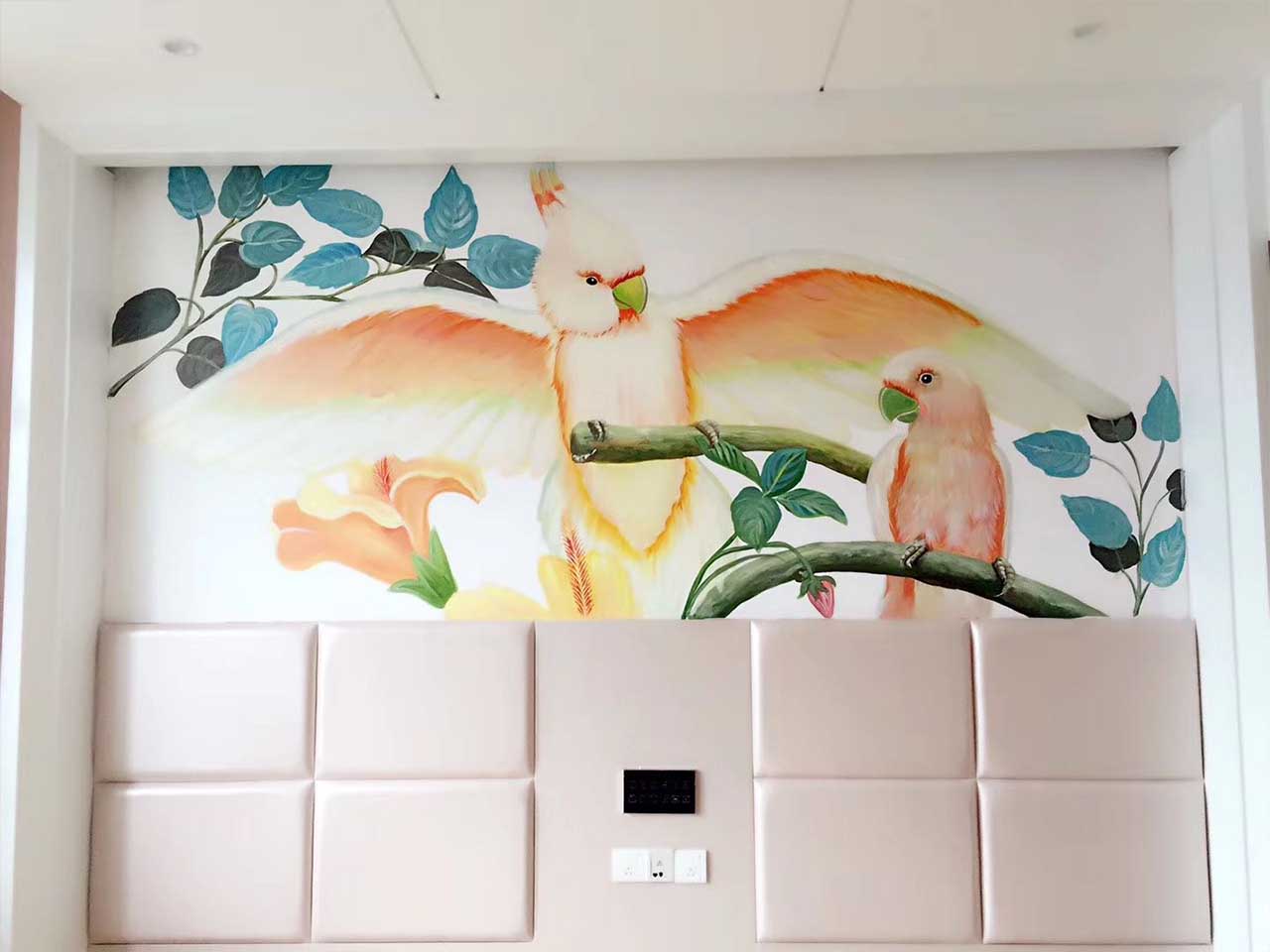 酒店儿童房工装KTV可爱卡通天堂鸟墙绘壁画彩绘涂鸦手绘成都澜泉文化